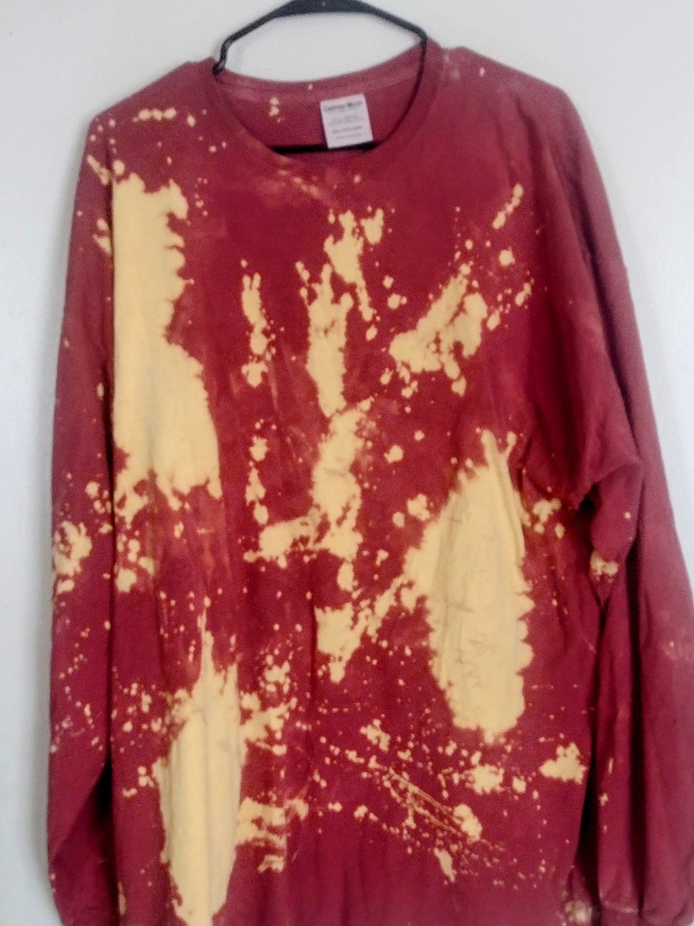 Long-Sleeve Tie-Dye Crewneck Shirt - Red & Cream $3
